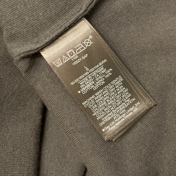 YeezyGap - Picture 5 of 8